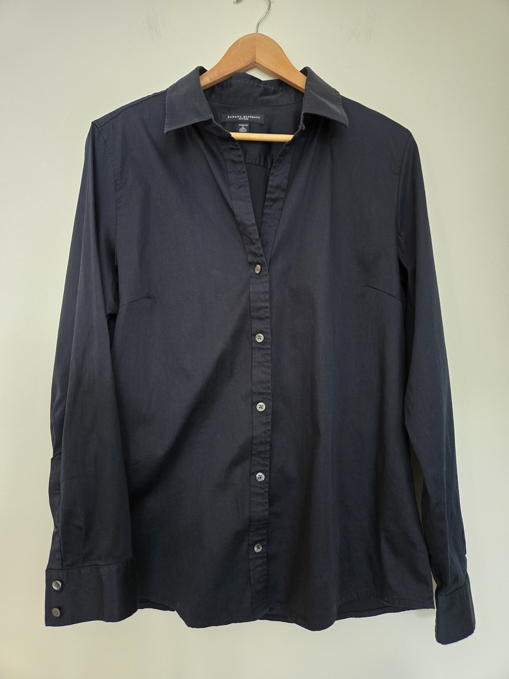 Banana Republic Men's Dark Navy Button-Up Dress Shirt